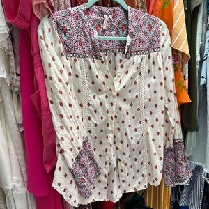 Like new Red Camel brand size small, bohemian bell sleeve blouse